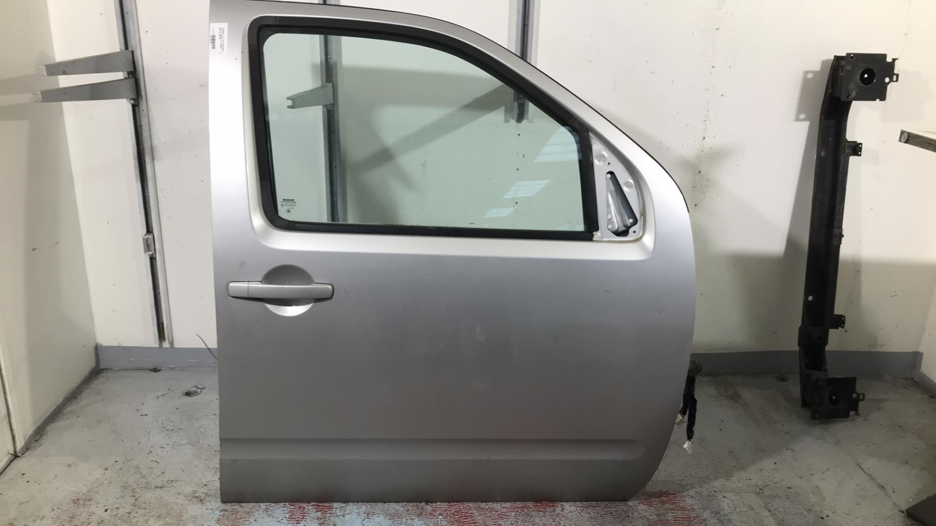 Porte avant droit NISSAN PATHFINDER 2 PHASE 1 Diesel - 1