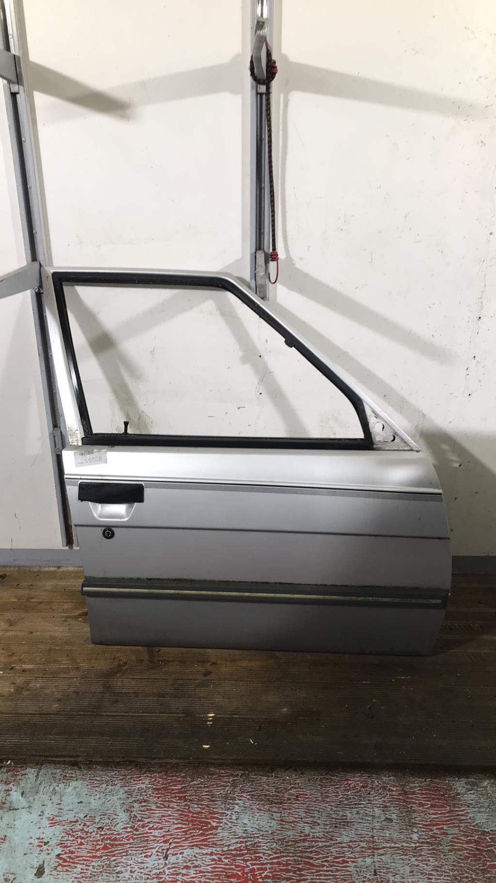 Porte avant droit RENAULT R9 Essence - 1