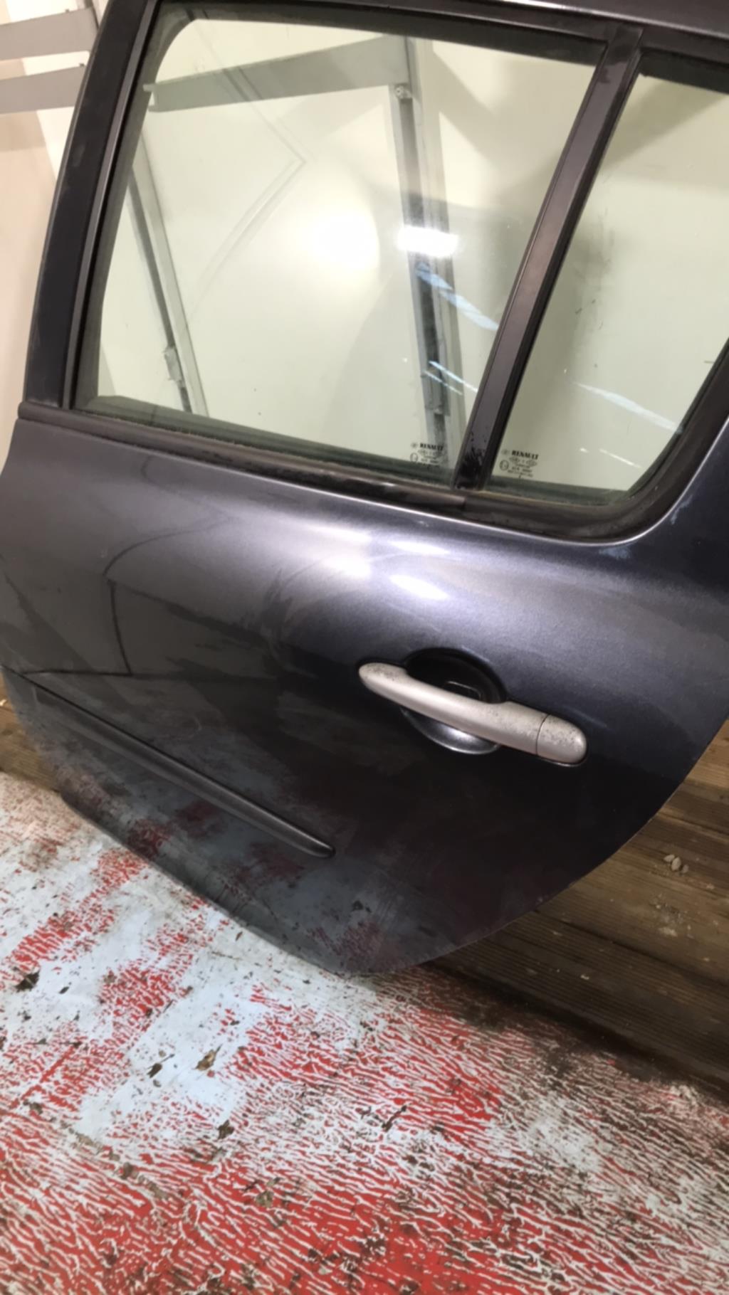 Porte arriere gauche RENAULT CLIO 3 PHASE 1 Diesel - 1