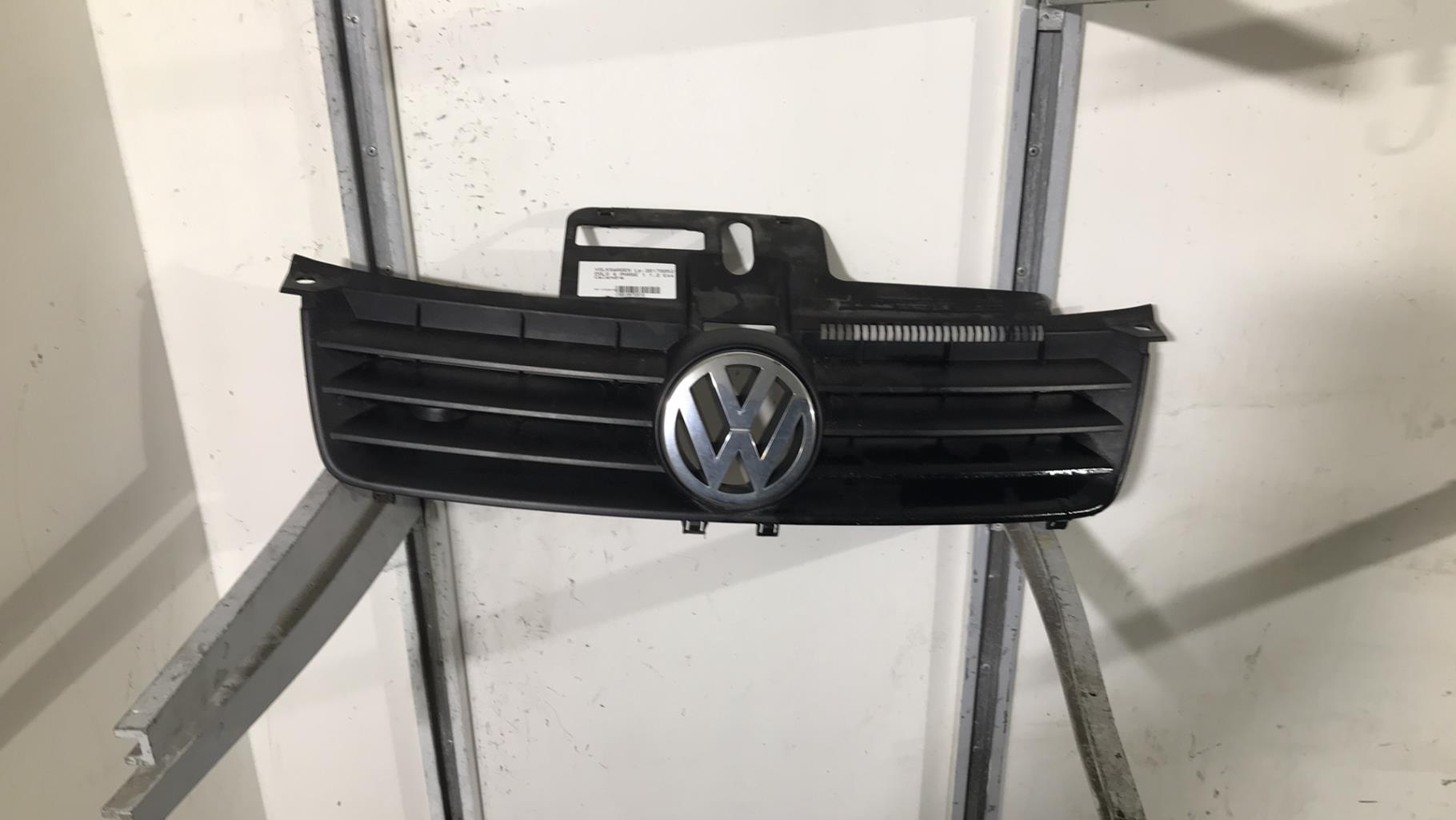 Calandre VOLKSWAGEN POLO 4 PHASE 1 Essence - 1