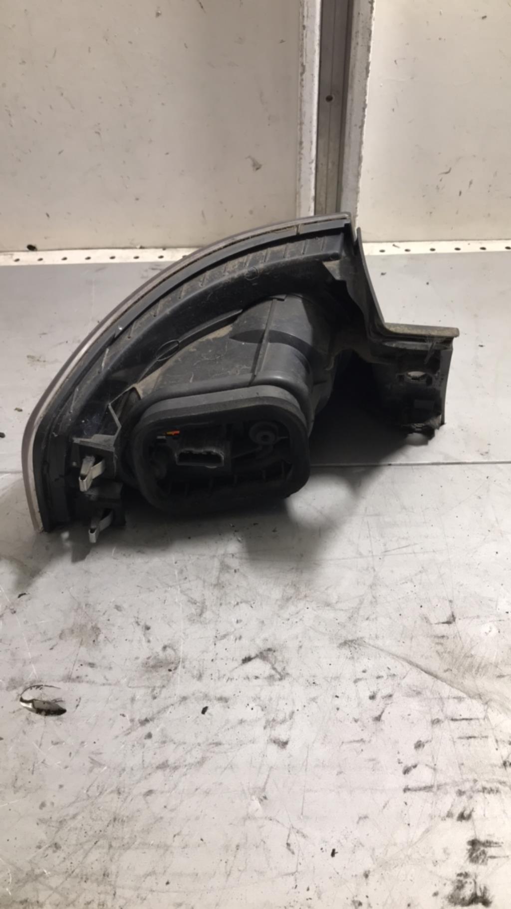 Feu arriere secondaire droit (feux) SEAT IBIZA 3 PHASE 1 Diesel - 1