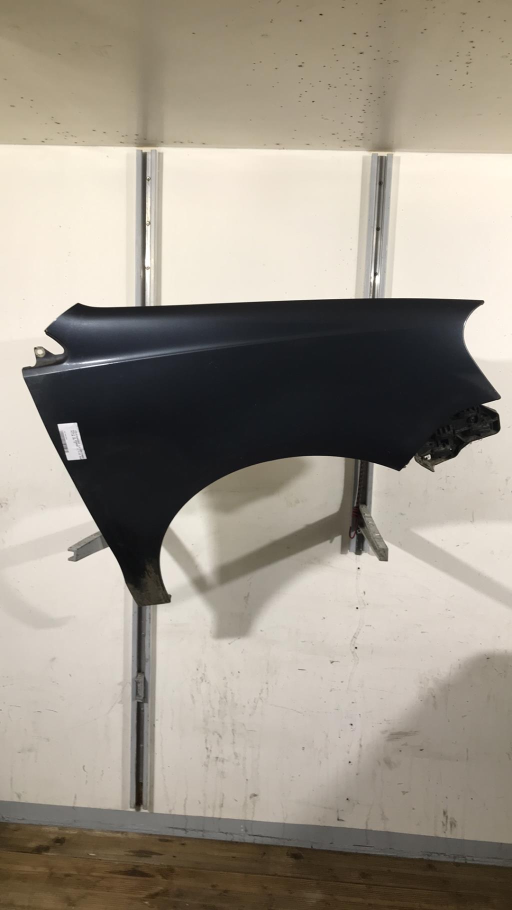 Aile avant droit VOLKSWAGEN POLO 4 PHASE 1 Essence - 1