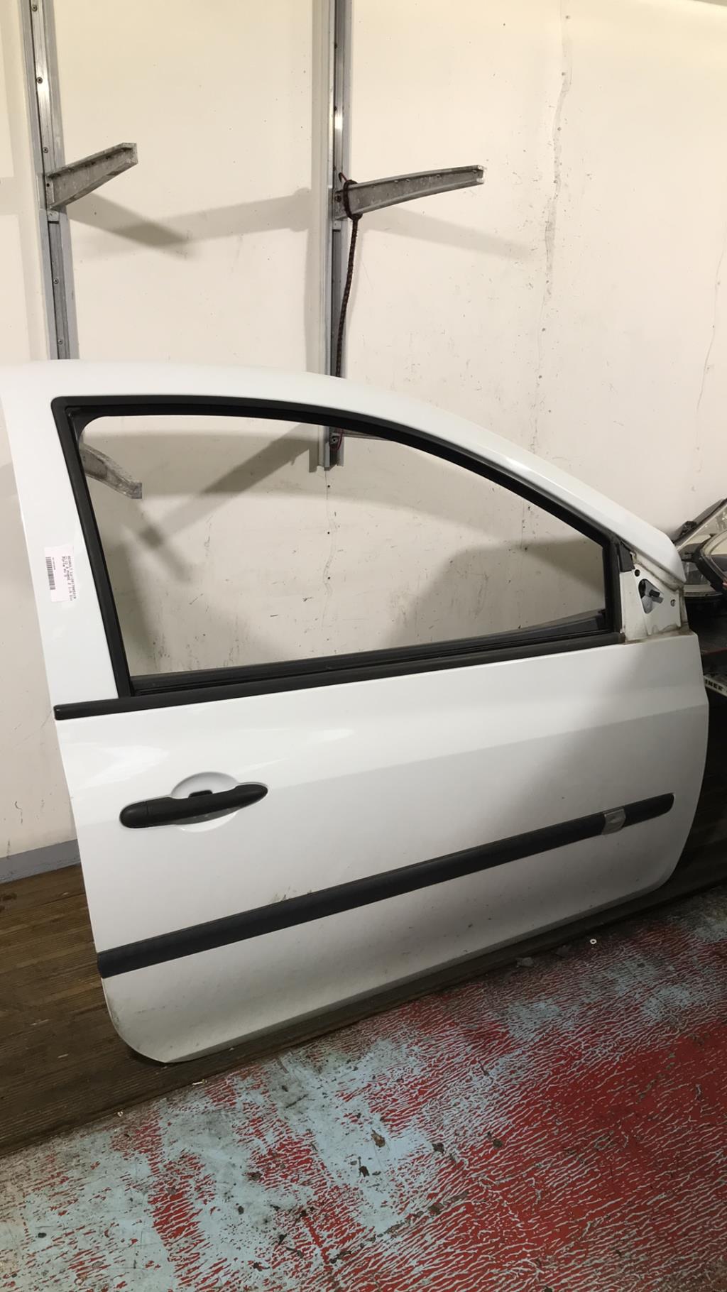 Porte avant droit RENAULT CLIO 3 PHASE 2 Diesel - 1