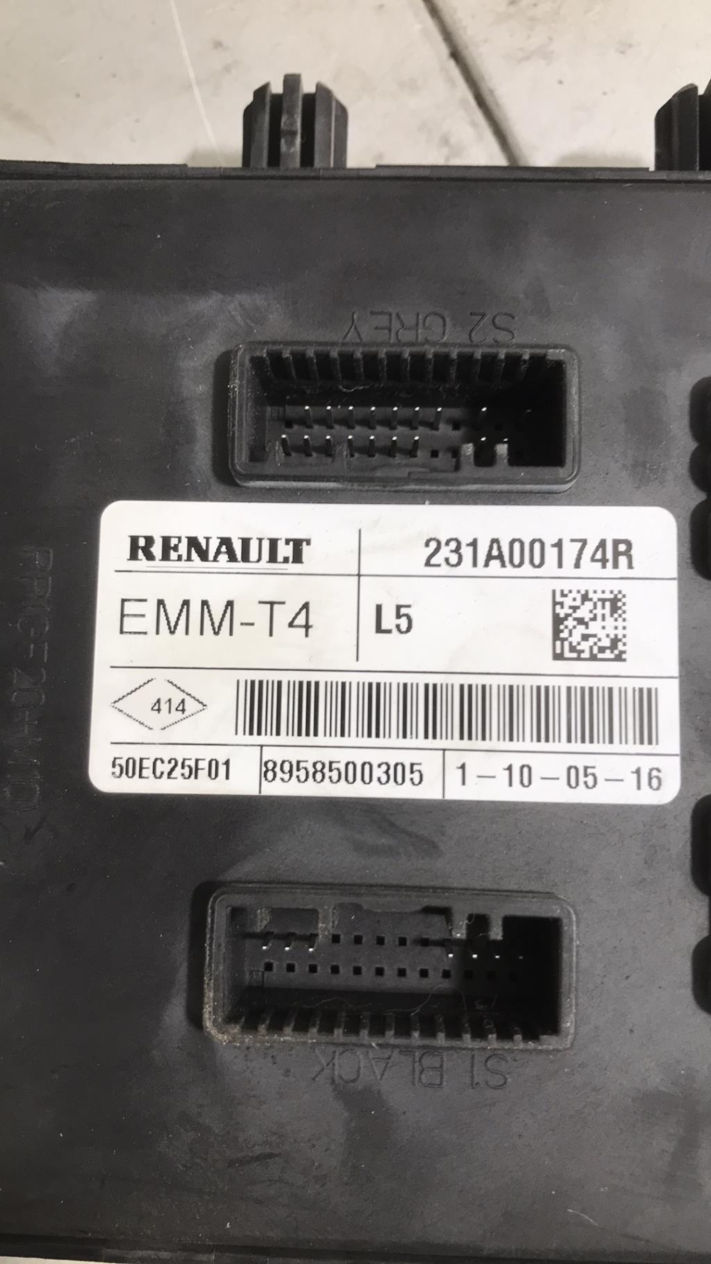 Calculateur RENAULT CLIO 4 PHASE 1 Diesel - 1