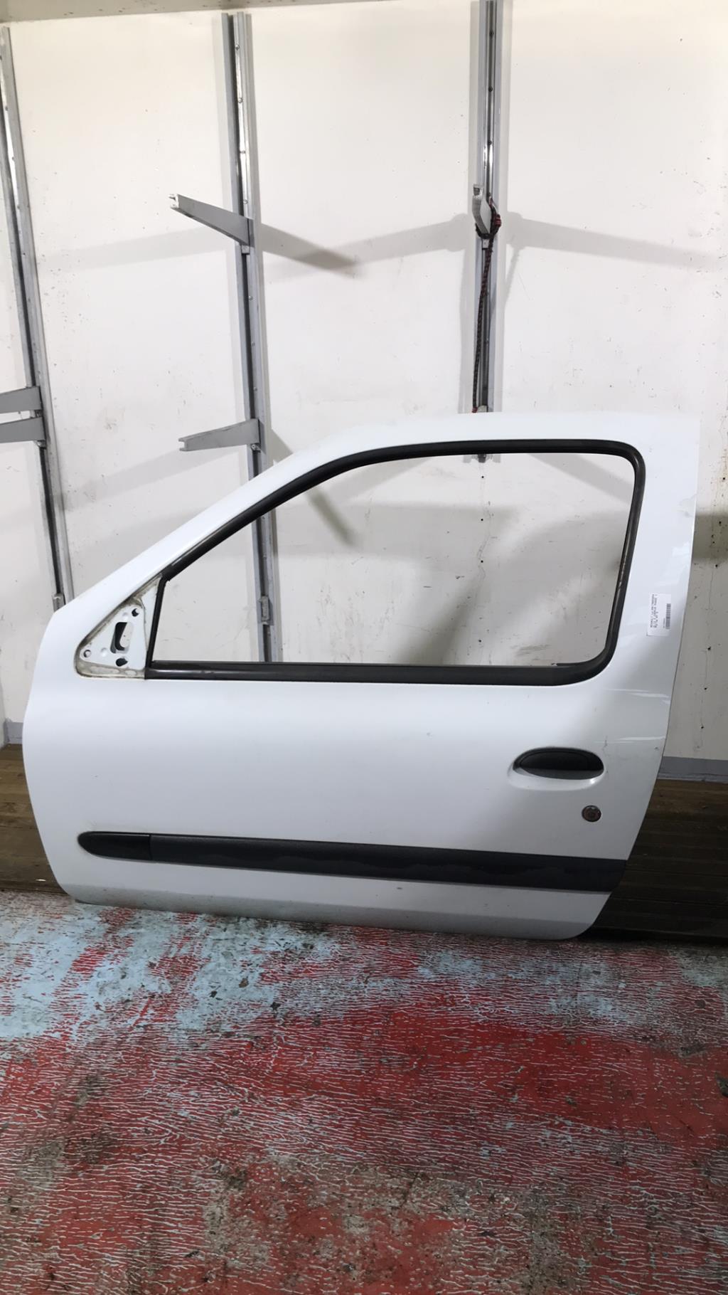Porte avant gauche RENAULT CLIO 2 CAMPUS PHASE 1 Diesel - 1