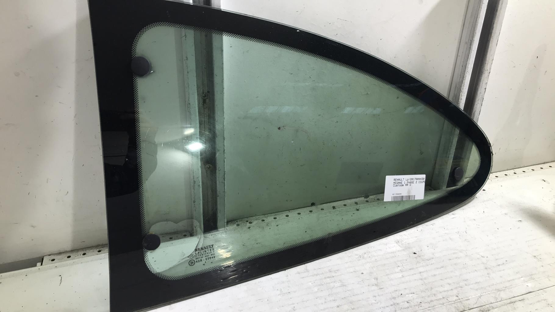 Custode arriere droit RENAULT MEGANE 1 PHASE 2 COUPE Essence - 1