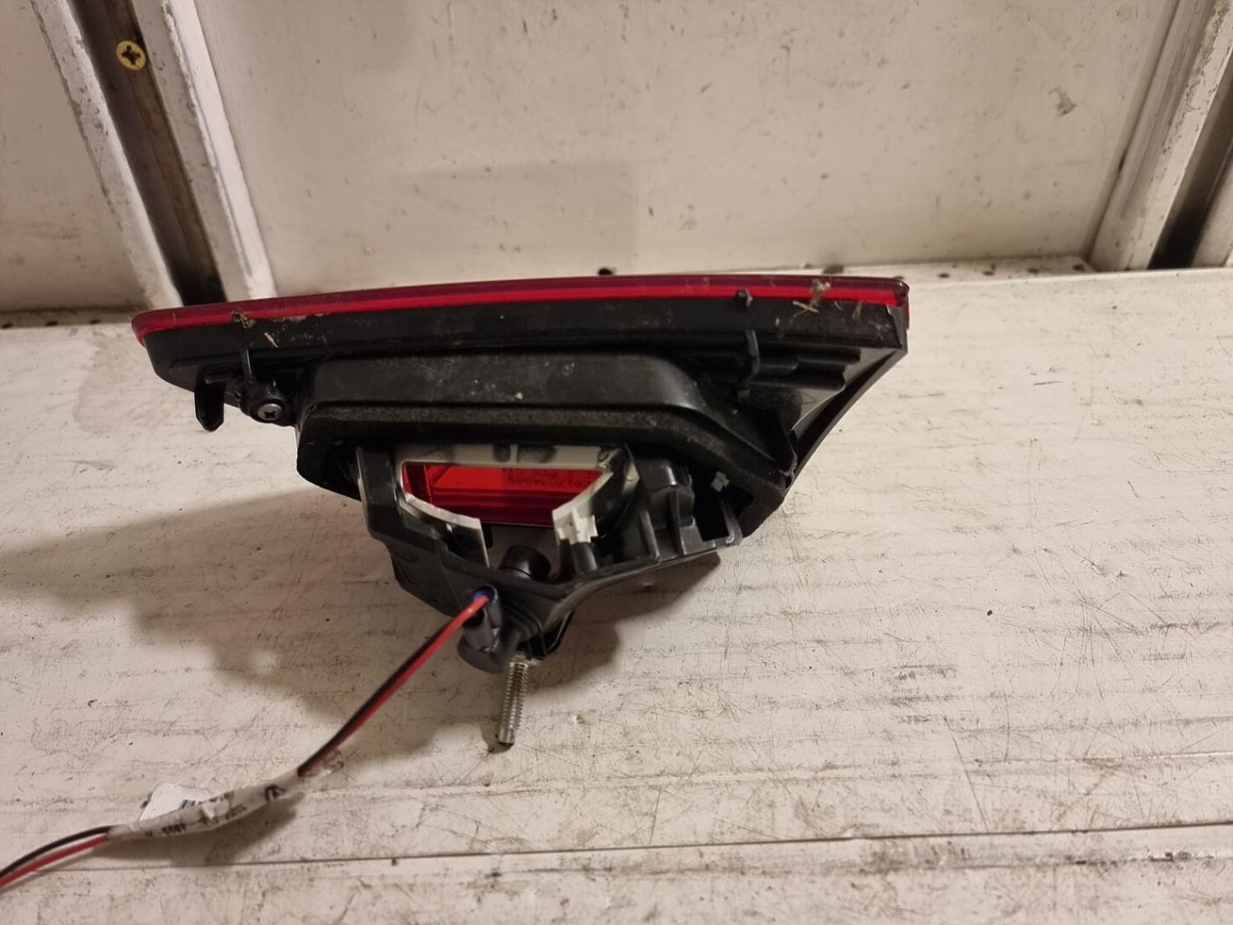 Feu arriere secondaire gauche (feux) RENAULT CLIO 4 PHASE 2 Diesel - 1