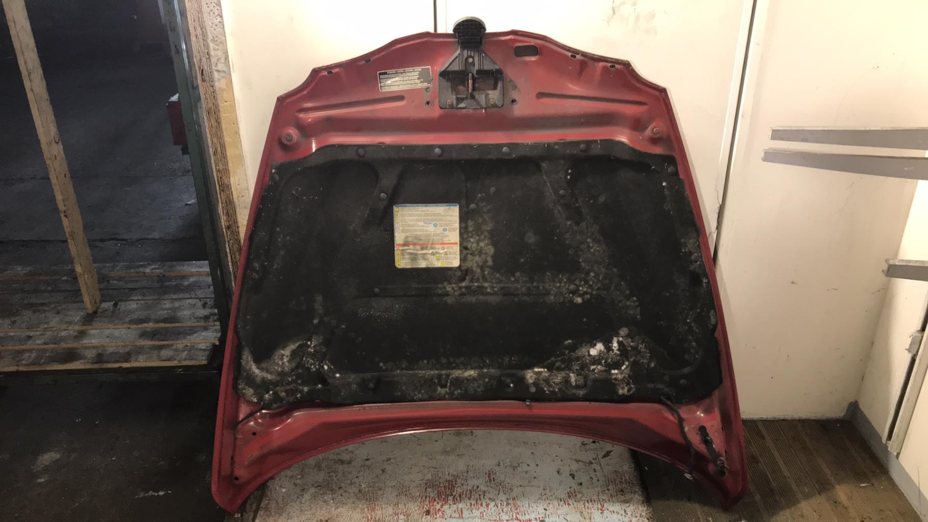 Capot ALFA ROMEO 147 PHASE 1 Essence - 1