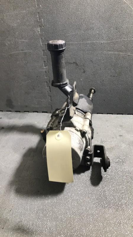 Pompe de direction CITROEN C4 1 PHASE 1 Diesel - 1