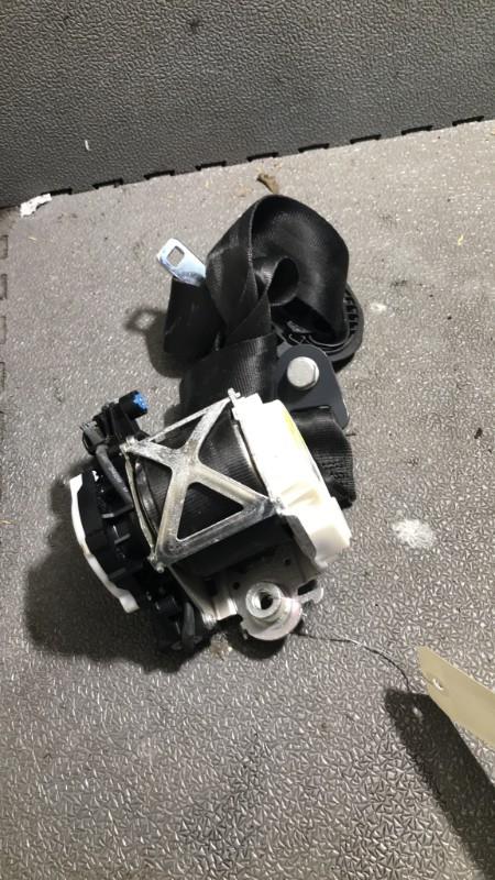 Ceinture avant droit CITROEN C5 2 Diesel - 1