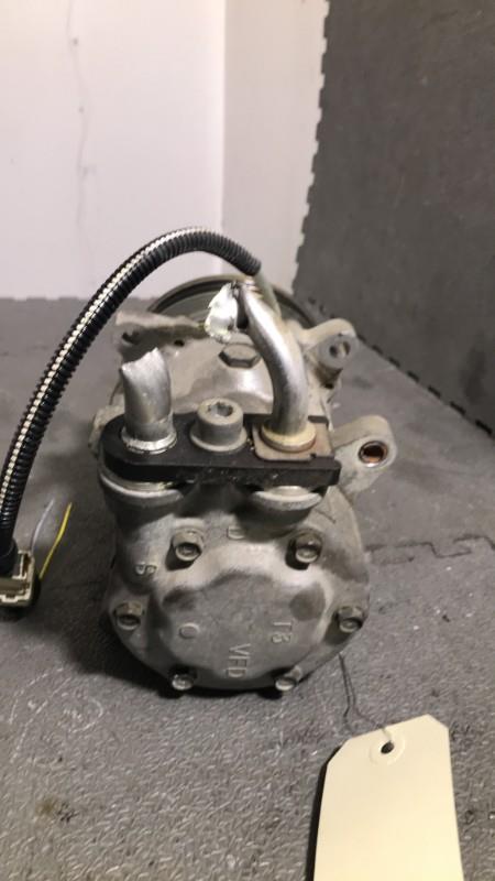 Compresseur clim CITROEN SAXO PHASE 2 Essence - 1