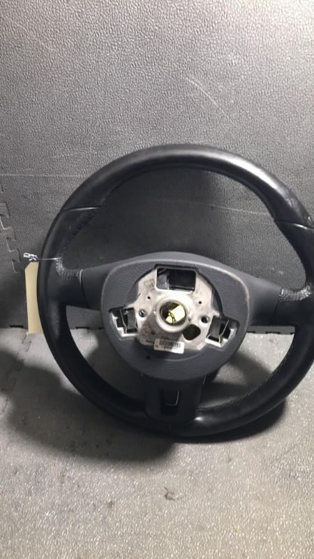 Volant VOLKSWAGEN GOLF PLUS PHASE 1 Diesel - 1