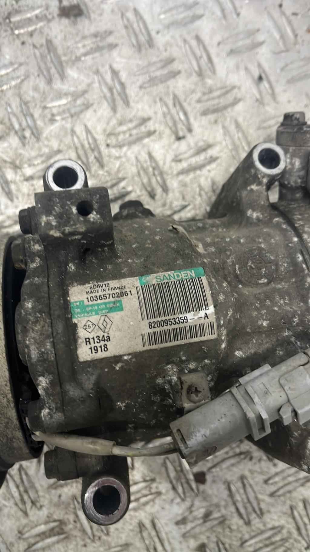 Compresseur clim RENAULT KANGOO 2 PHASE 1  - 1
