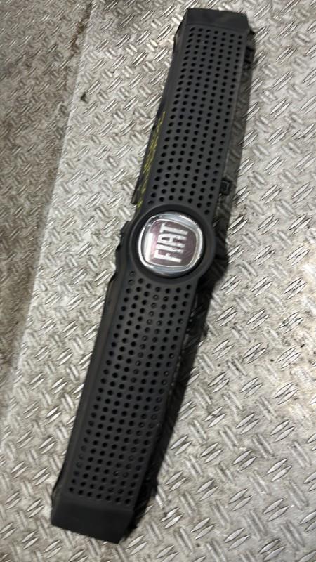 Calandre FIAT PANDA 2 PHASE 1 Essence - 1