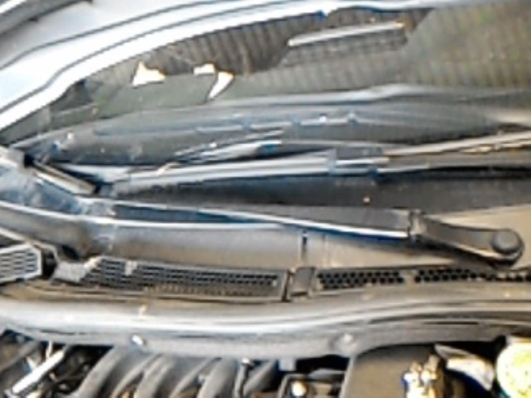 Braccio tergicristallo anteriore destro PEUGEOT 208 1 PHASE 2 Gasolina - 1