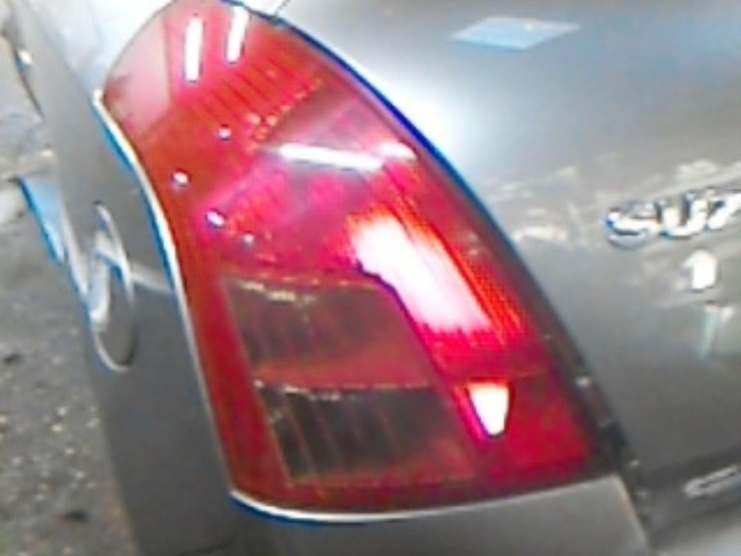 Fanale posteriore principale sinistro (luci) SUZUKI SWIFT 3 Diésel - 1