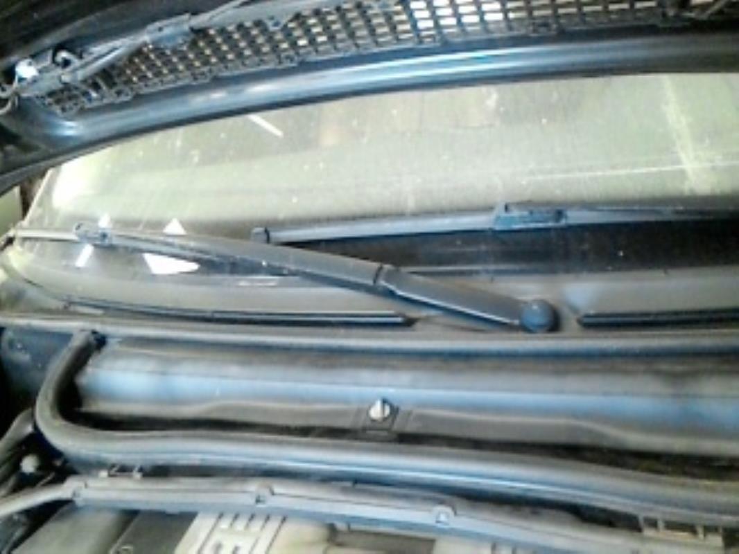 Braccio tergicristallo anteriore destro BMW SERIE 3 E46 PHASE 2 Diésel - 1