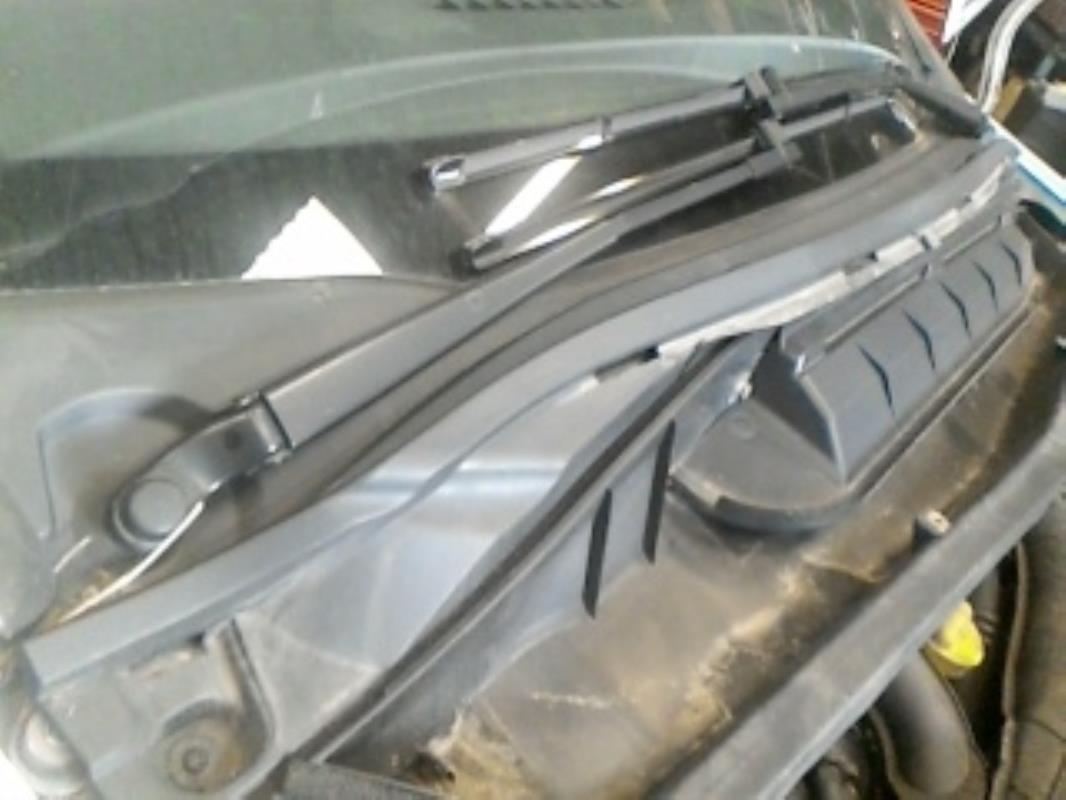 Braccio tergicristallo anteriore destro RENAULT MODUS PHASE 1 Diésel - 1