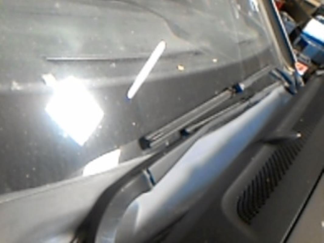 Braccio tergicristallo anteriore destro MERCEDES CLASSE A 169 PHASE 1 Gasolina - 1