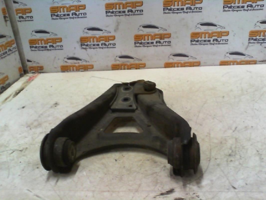 Triangolo anteriore destro RENAULT CLIO 2 PHASE 2 Diésel - 1