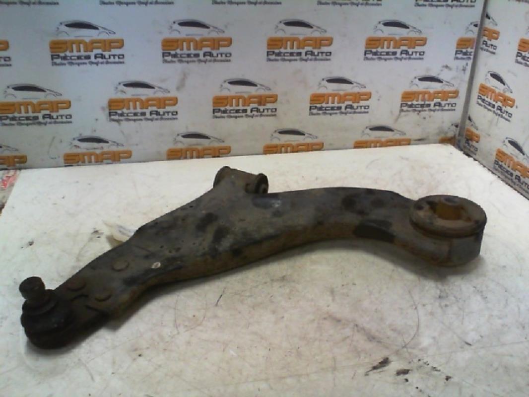 Triangolo anteriore sinistro FORD MONDEO 2 Diésel - 1