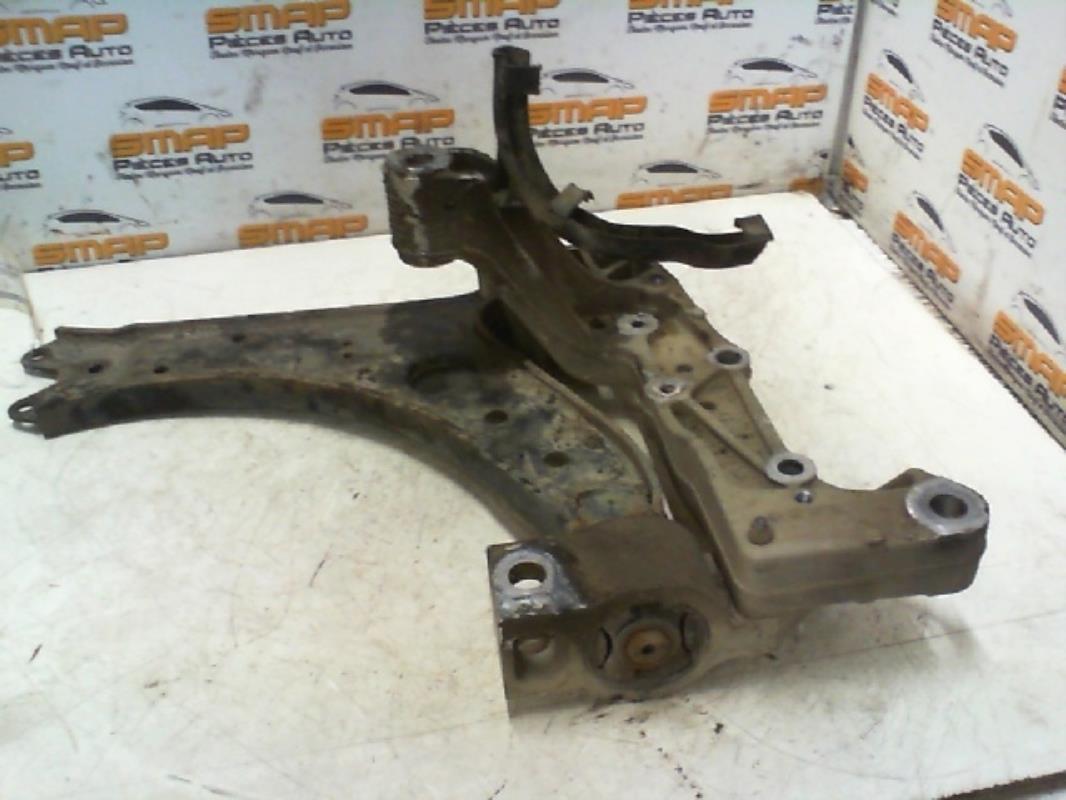 Triangle avant gauche VOLKSWAGEN GOLF 5 Diesel - 1