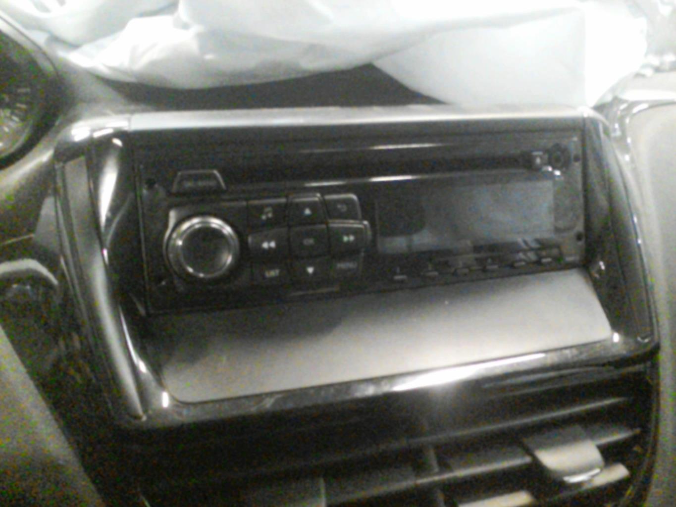 Autoradio PEUGEOT 208 1 PHASE 1 Gasolina - 1