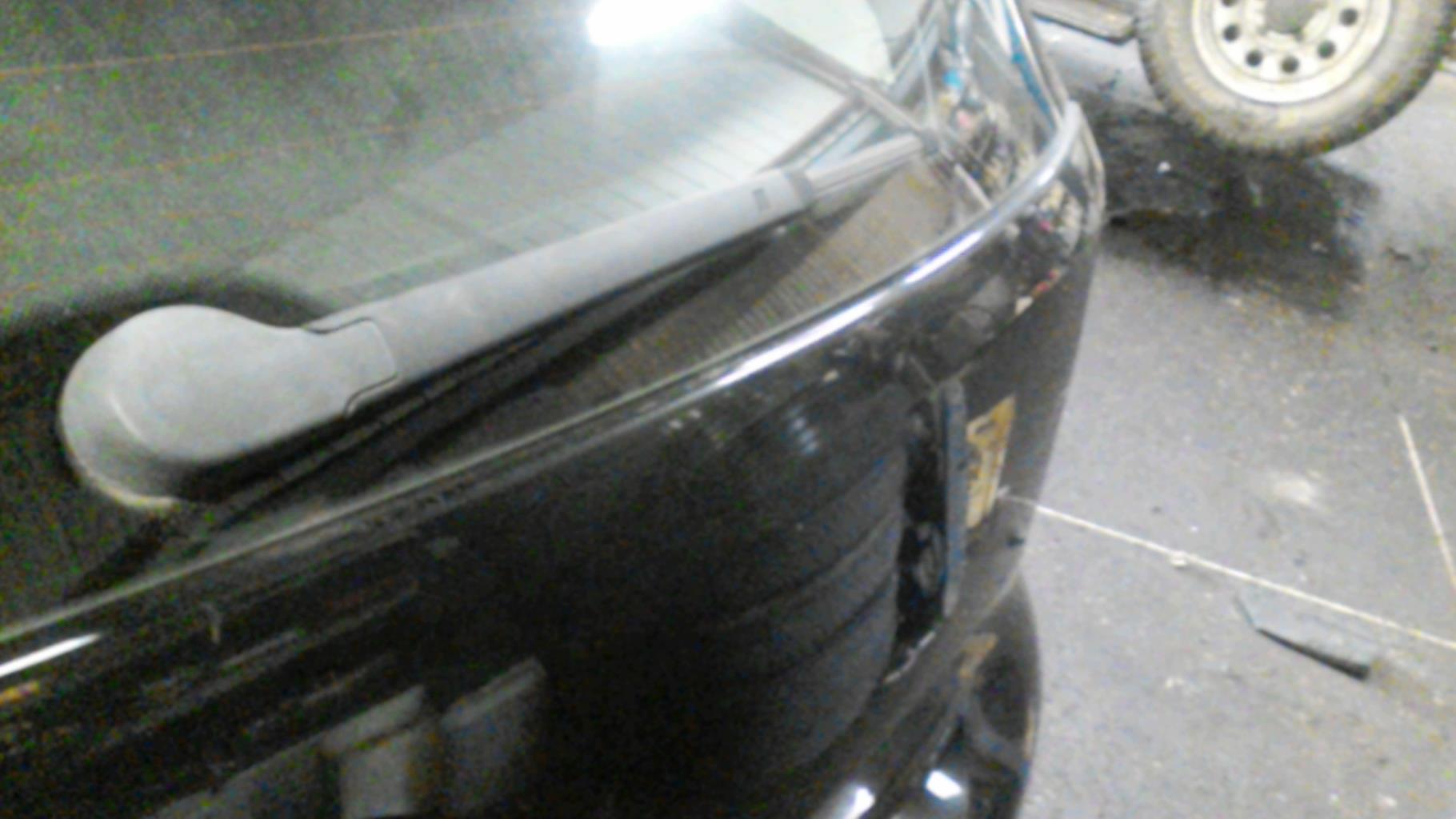 Braccio tergicristallo posteriore VOLKSWAGEN POLO 5 PHASE 1 Gasolina - 1