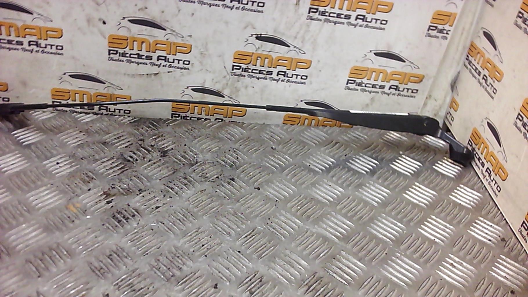 Braccio tergicristallo anteriore destro FORD KA 2 PHASE 2 Gasolina - 1