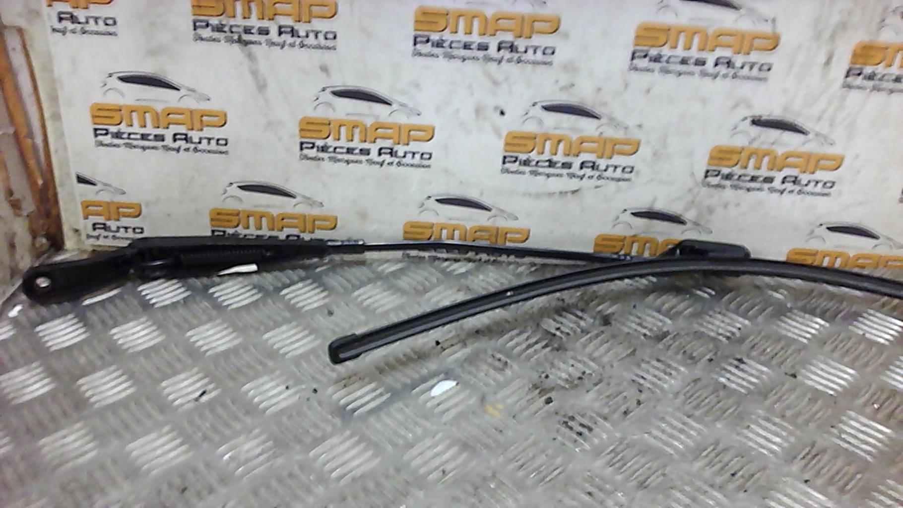 Braccio tergicristallo anteriore sinistro PEUGEOT 208 1 PHASE 1 Diésel - 1