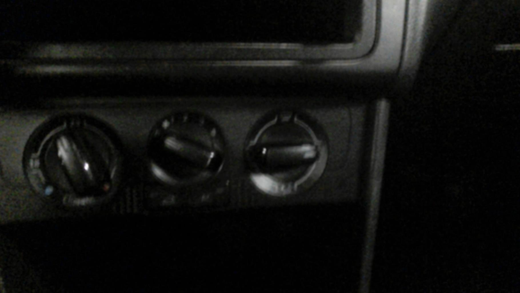 Comandi riscaldamento VOLKSWAGEN POLO 5 PHASE 1 Gasolina - 1