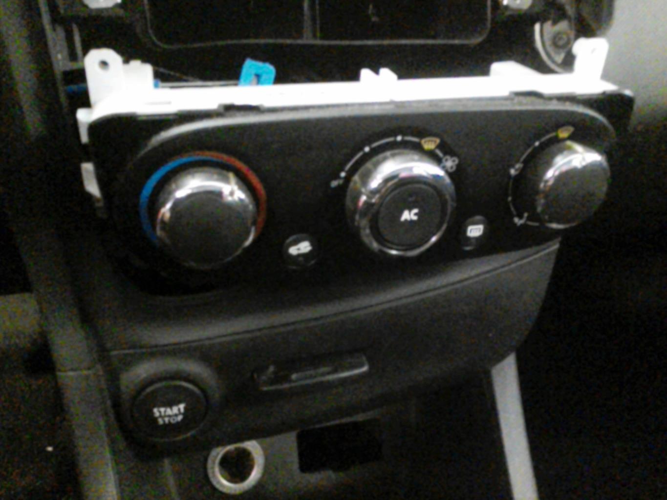 Comandi riscaldamento RENAULT CLIO 4 PHASE 1 Diésel - 1