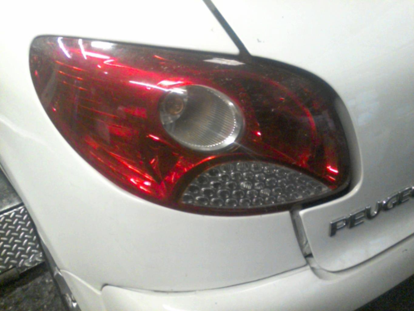Fanale posteriore principale sinistro (luci) PEUGEOT 206+ Diésel - 1
