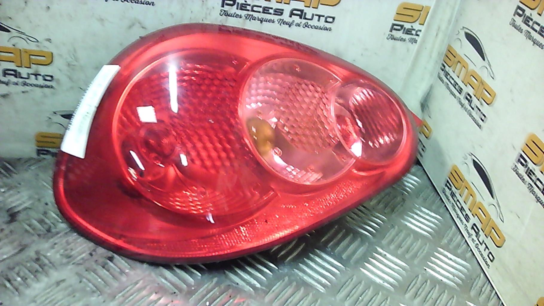 Fanale posteriore principale sinistro (luci) TOYOTA AYGO 1 PHASE 1 Gasolina - 1