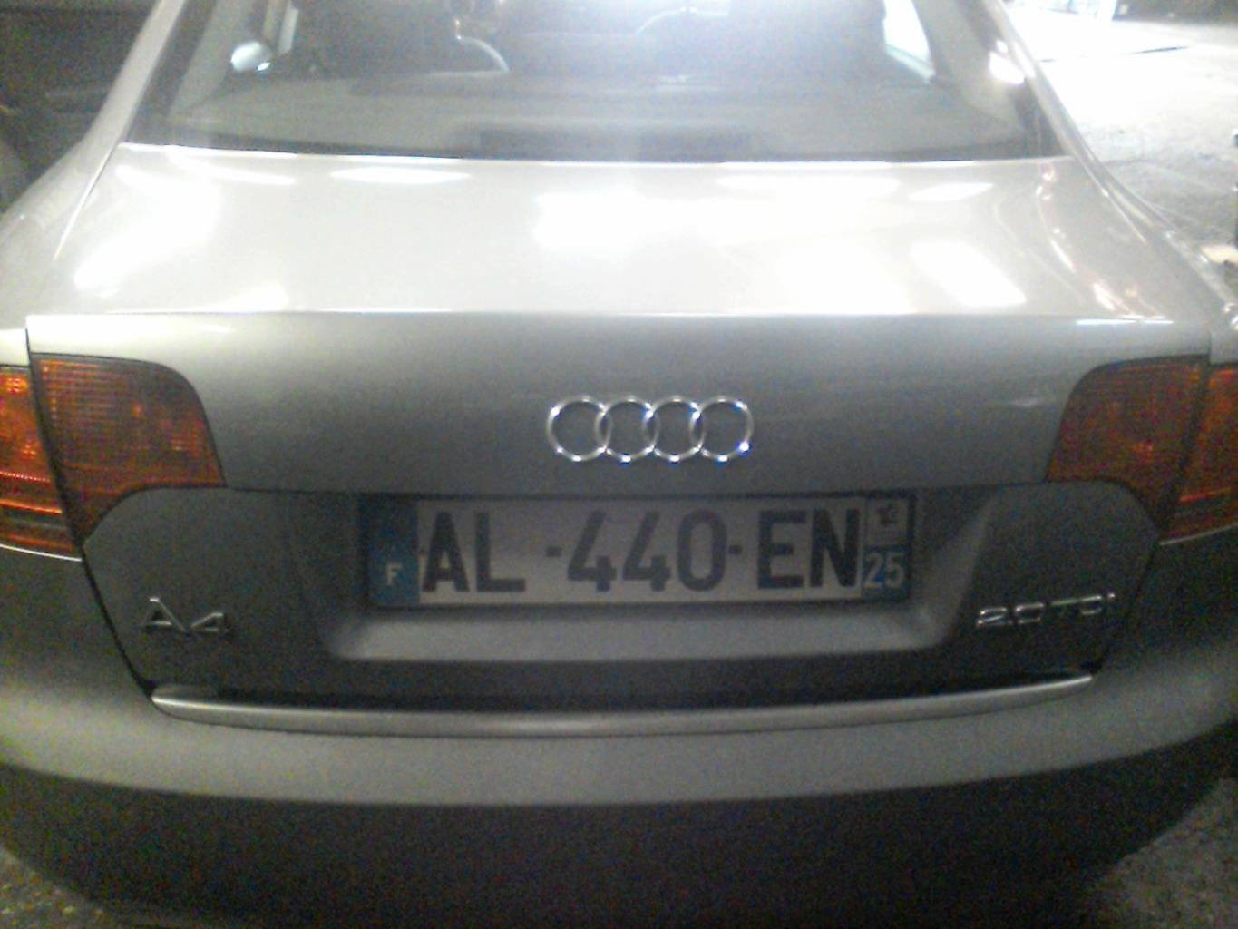 Malle/Hayon arriere AUDI A4 2 PHASE 1 Diesel - 1