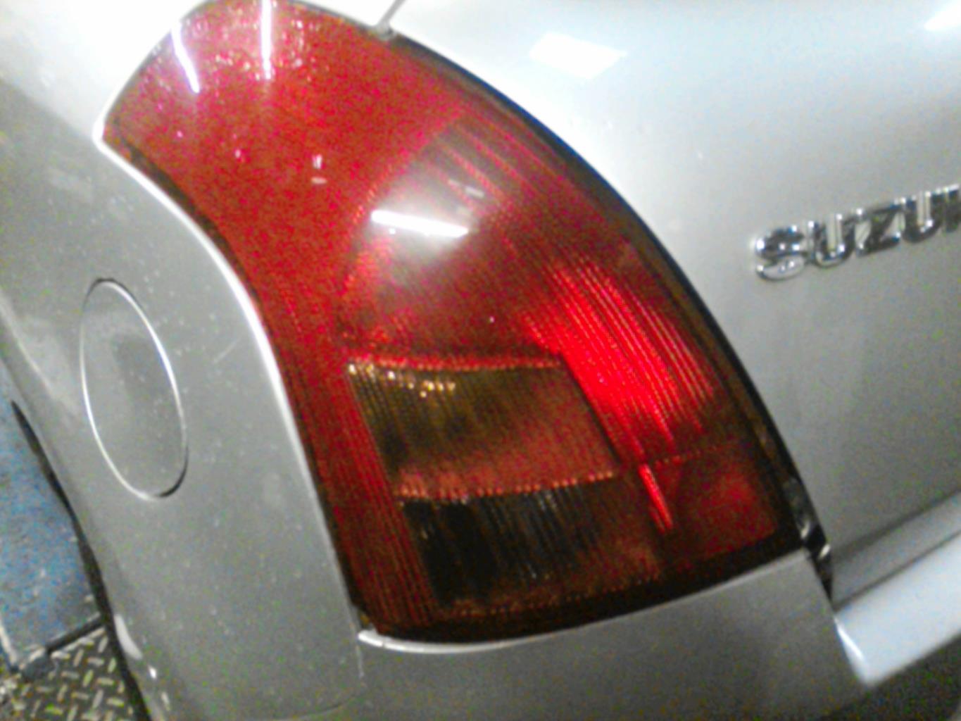 Fanale posteriore principale sinistro (luci) SUZUKI SWIFT 3 Gasolina - 1