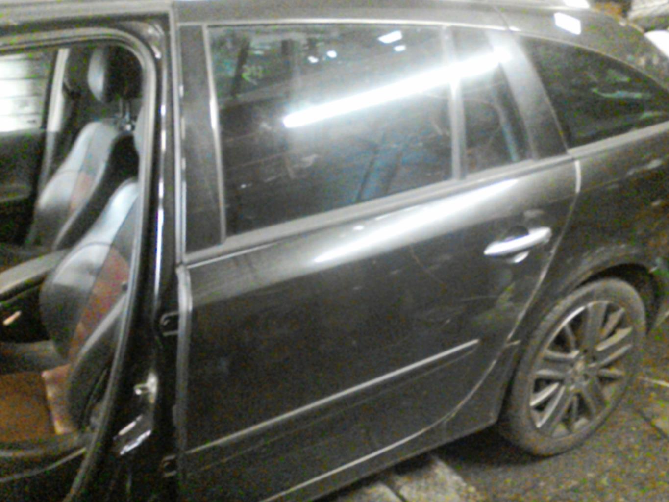 Porte arriere gauche RENAULT LAGUNA 2 PHASE 2 BREAK Essence - 1