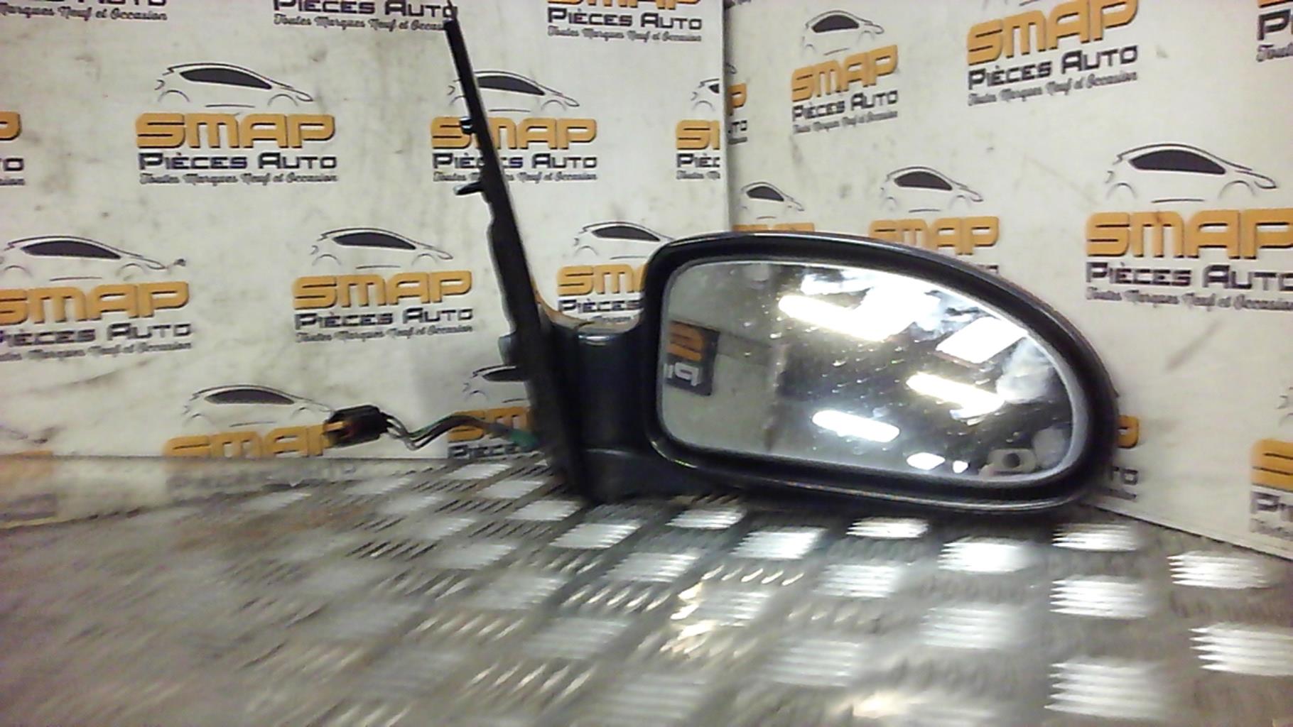 Retroviseur droit FORD FOCUS 1 Diesel - 1