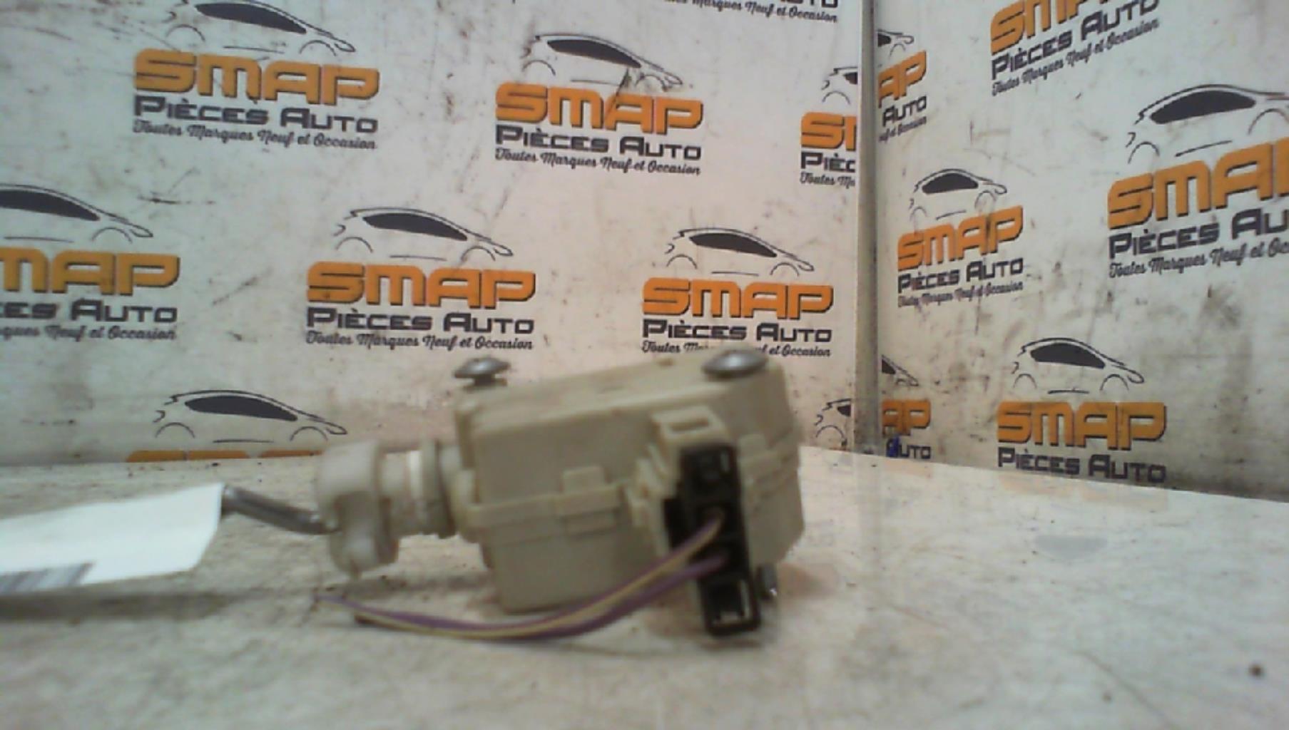 Attuatore chiavistello sportello carburante VOLKSWAGEN POLO 4 PHASE 2 Diésel - 1