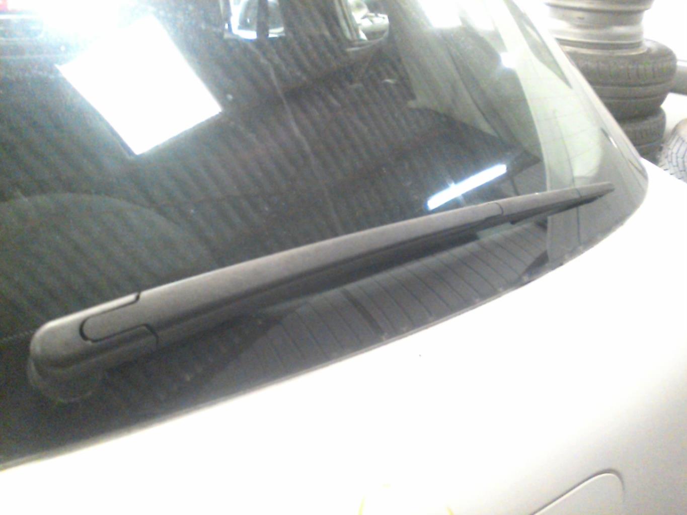 Braccio tergicristallo posteriore PEUGEOT 207 PHASE 1 Diésel - 1