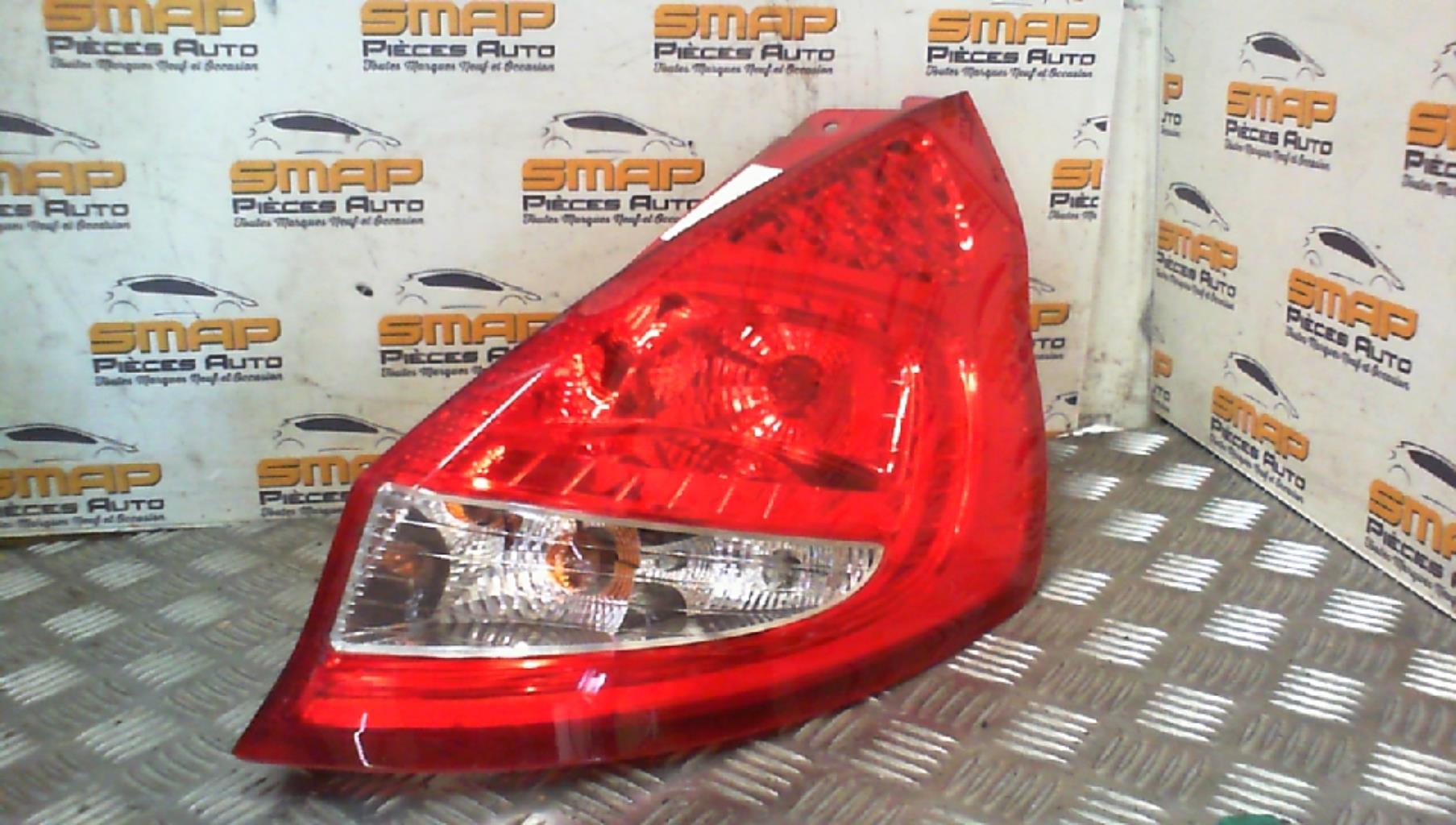 Fanale posteriore principale destro (luci) FORD FIESTA 6 PHASE 1 Diésel - 1