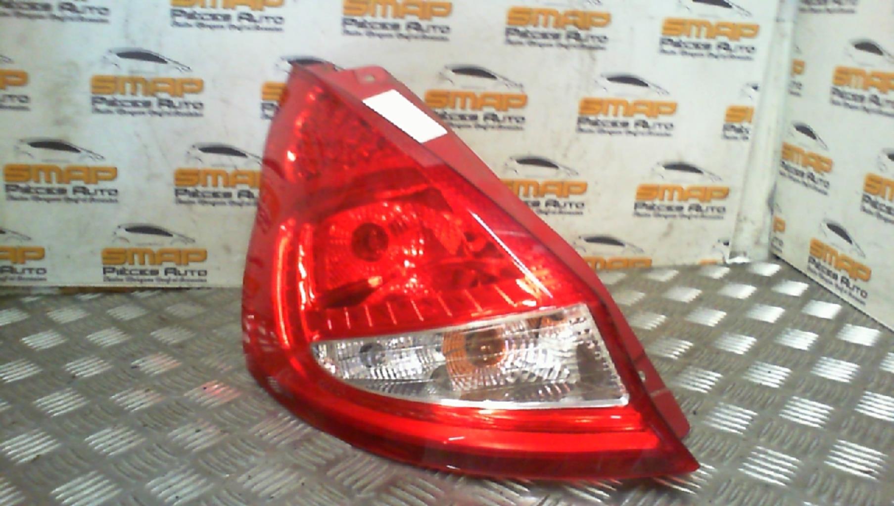 Fanale posteriore principale sinistro (luci) FORD FIESTA 6 PHASE 1 Diésel - 1