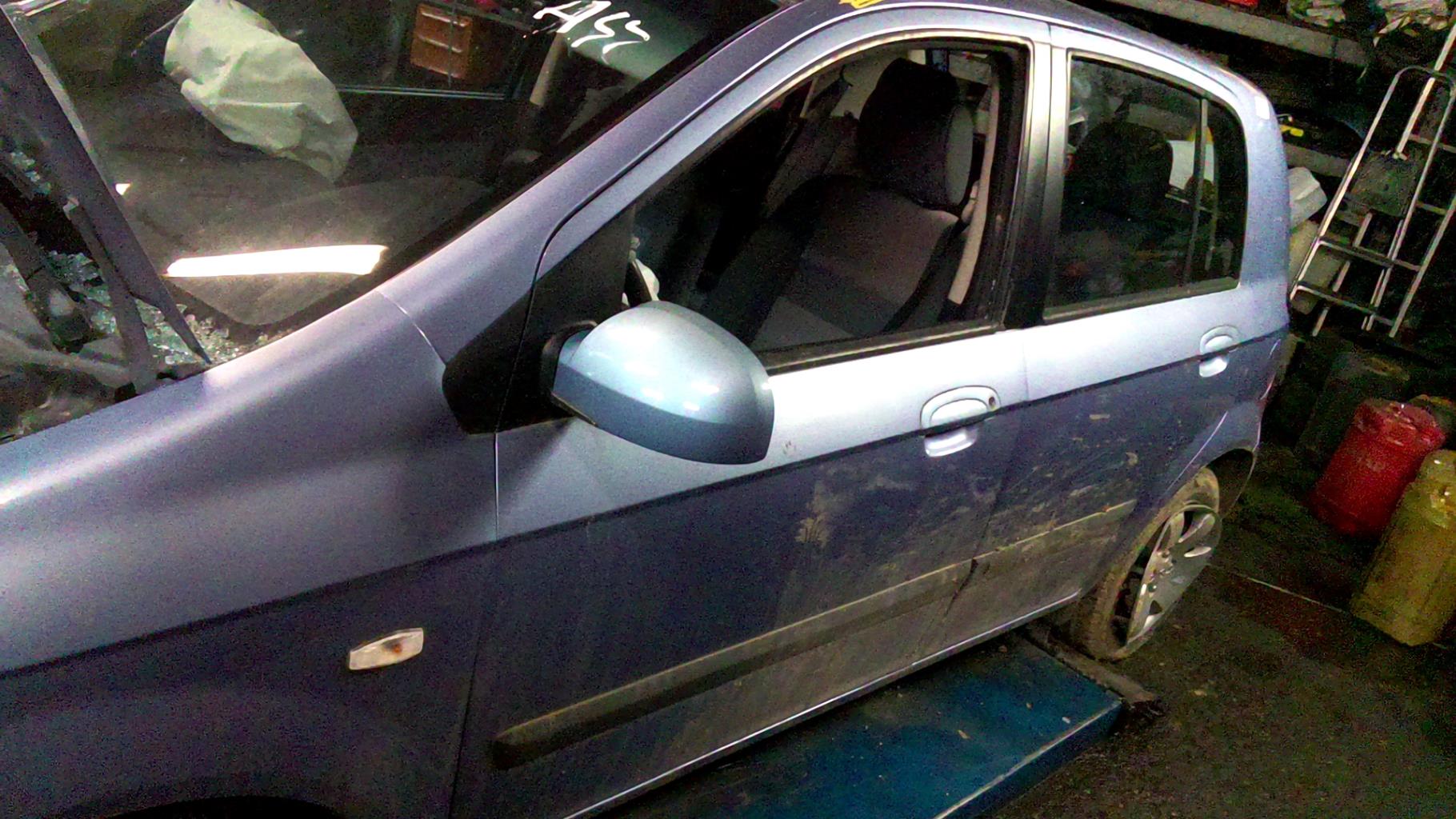 Porte avant gauche HYUNDAI GETZ PHASE 1 Essence - 1