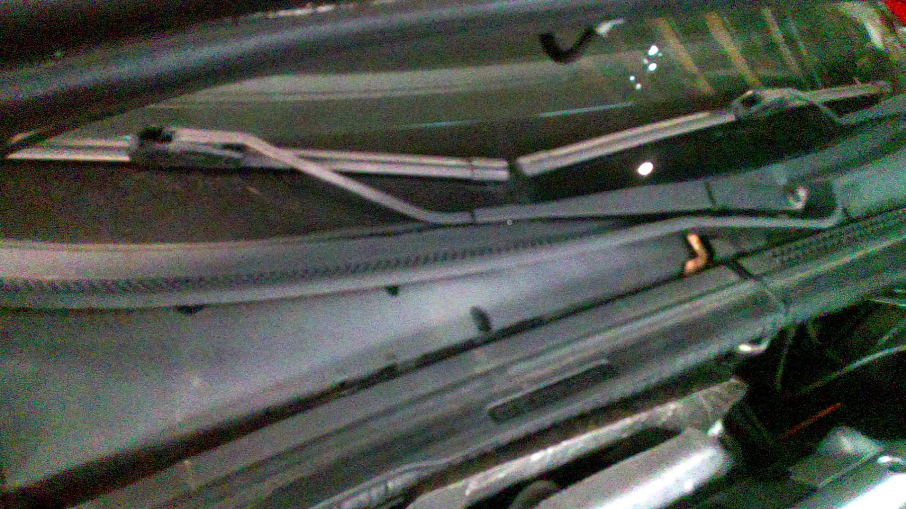 Braccio tergicristallo anteriore destro PEUGEOT 406 PHASE 2 Gasolina - 1