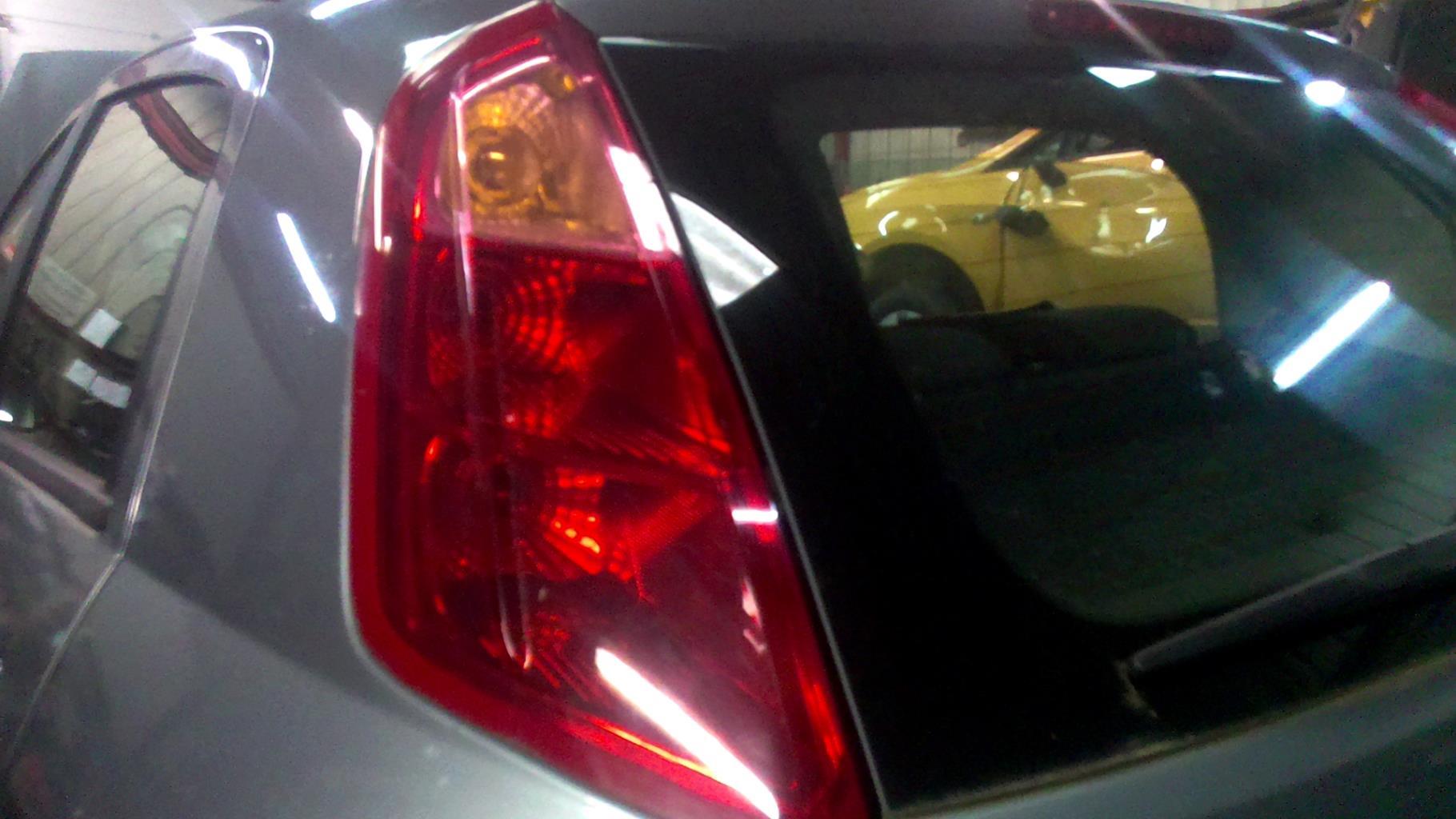 Fanale posteriore principale sinistro (luci) FIAT GRANDE PUNTO Diésel - 1
