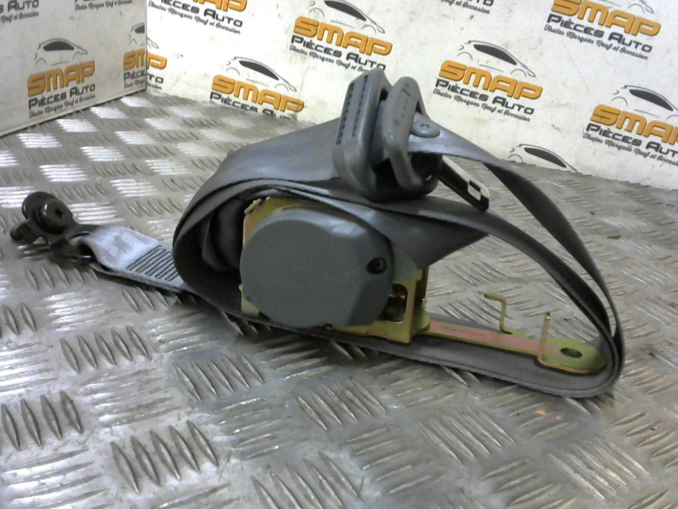 Cintura di sicurezza anteriore destra RENAULT CLIO 2 PHASE 1 Gasolina - 1