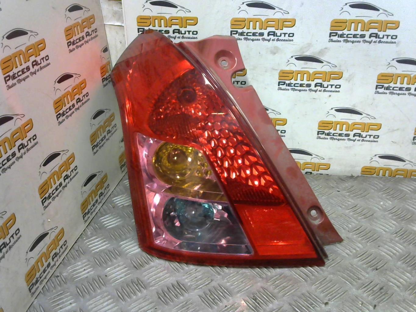 Fanale posteriore principale sinistro (luci) SUZUKI SWIFT 3 Diésel - 1