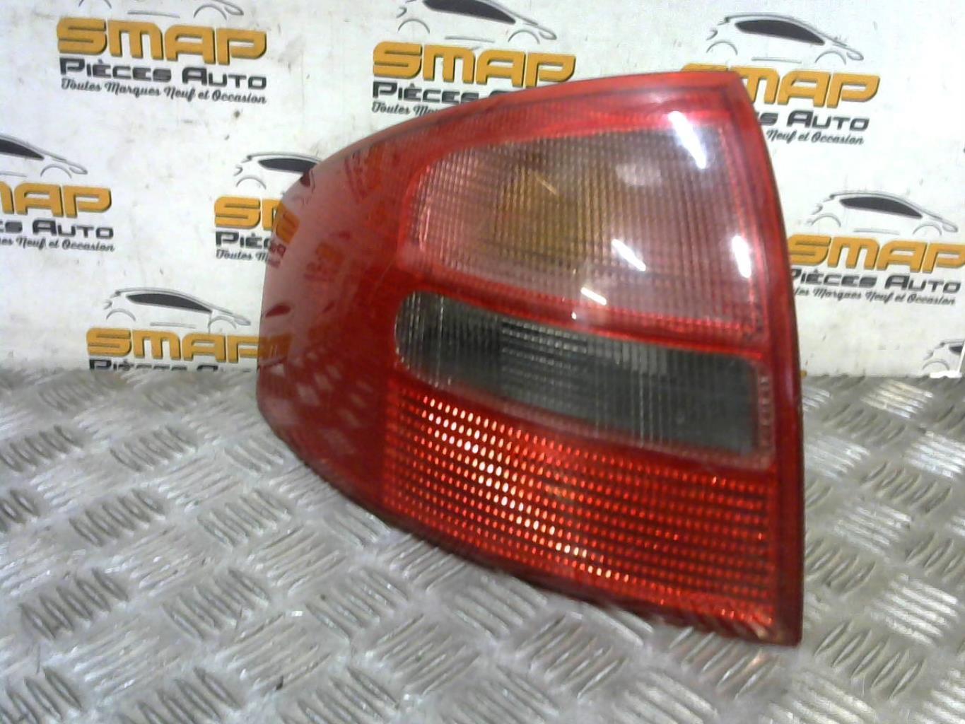 Fanale posteriore principale sinistro (luci) AUDI A6 2 PHASE 1 Gasolina - 1