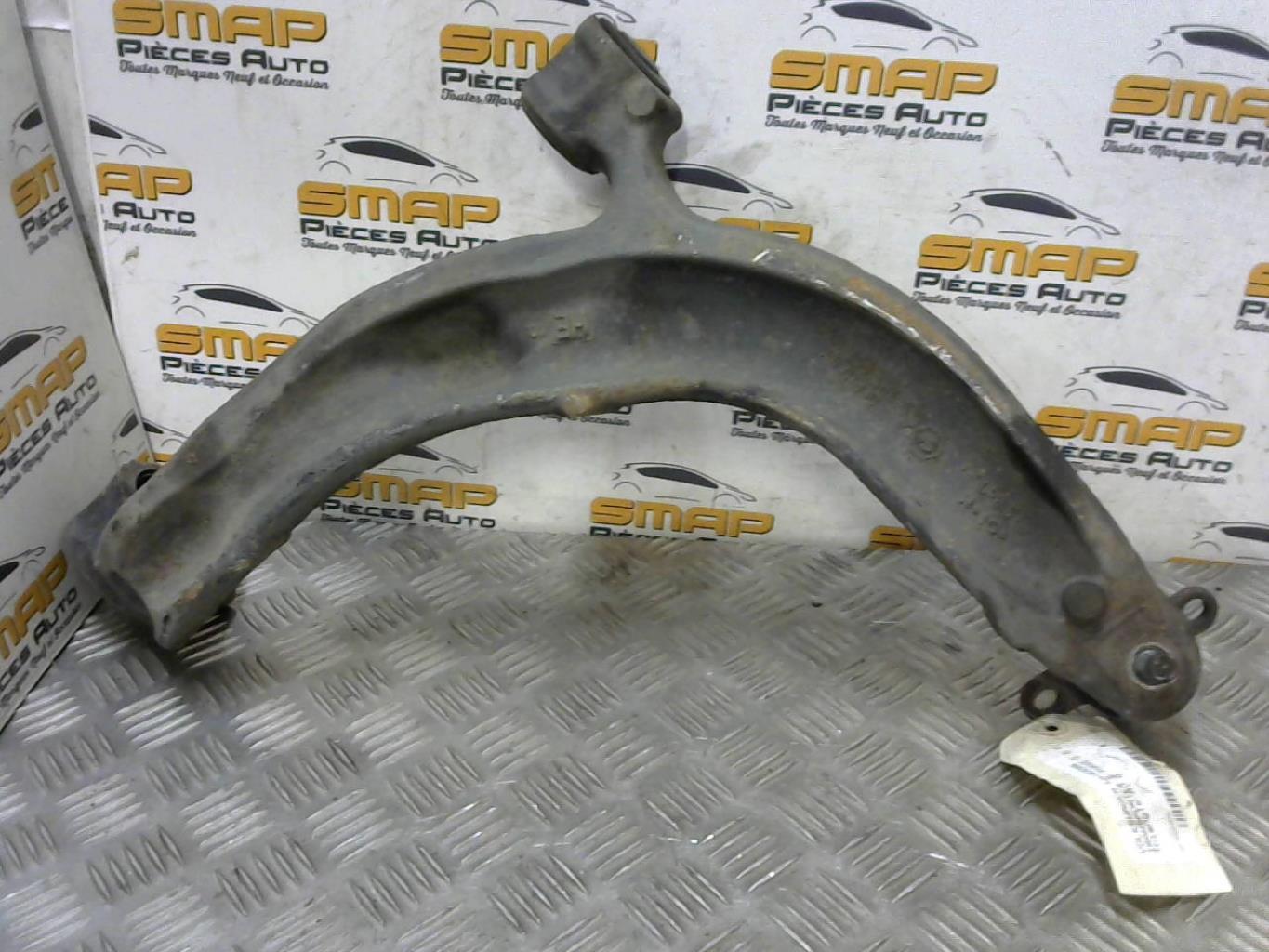 Triangolo anteriore sinistro VOLKSWAGEN TRANSPORTER 5 PHASE 2 Diésel - 1