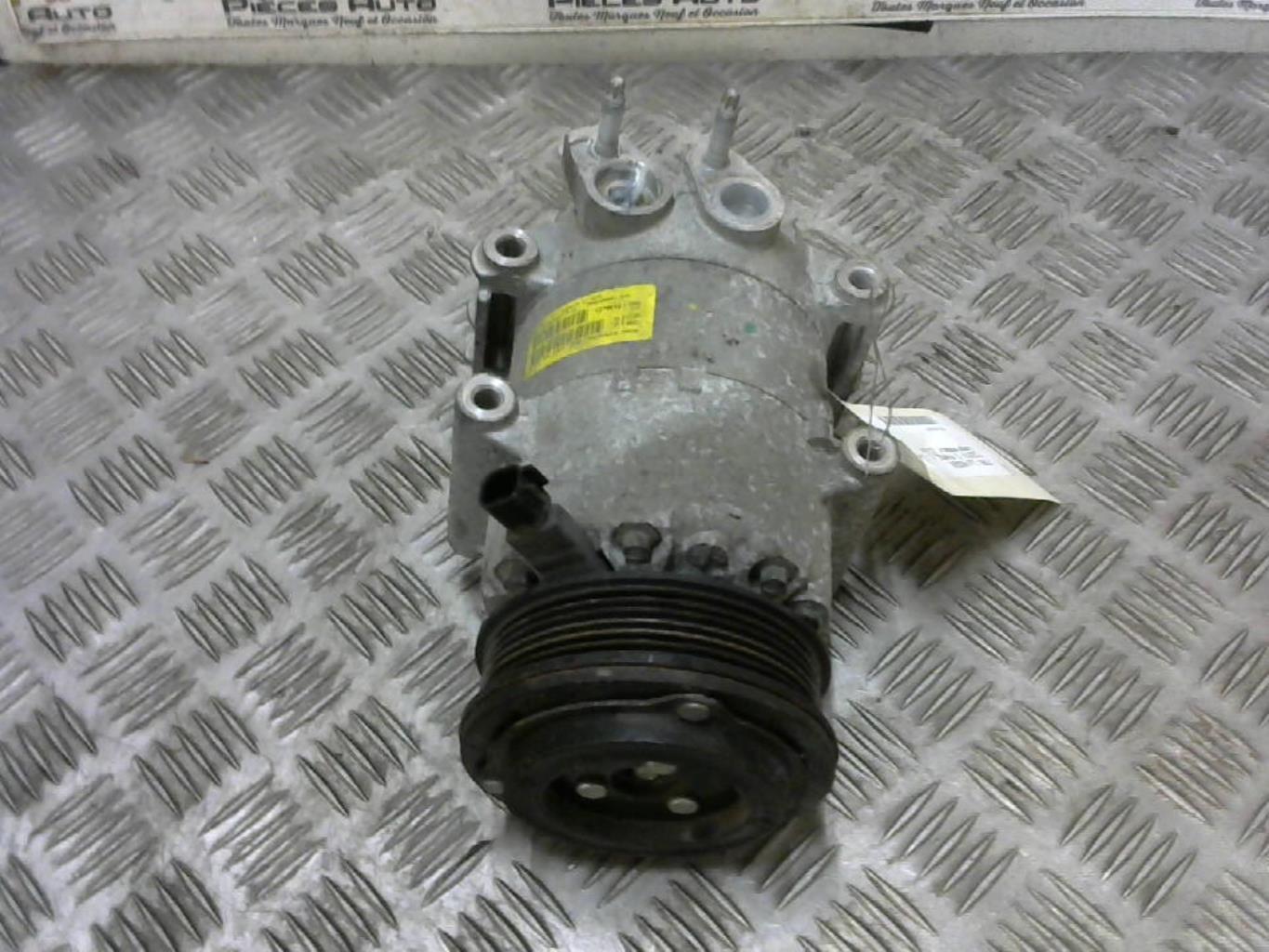 Compresseur clim FORD FIESTA 6 PHASE 1 Diesel - 1